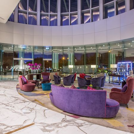 Готель Crowne Plaza Macau By Ihg Екстер'єр фото The lobby of the hotel
