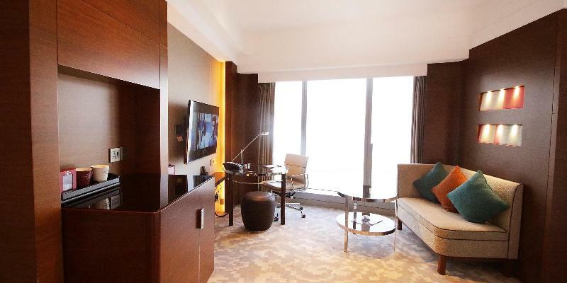 Готель Crowne Plaza Macau By Ihg Екстер'єр фото A suite at the hotel
